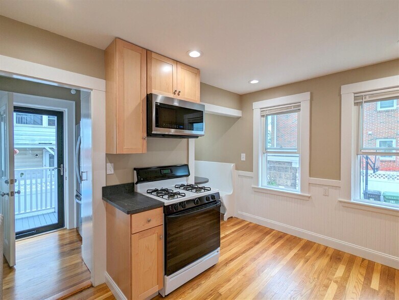 Primary Photo - 13 Kimball Rd