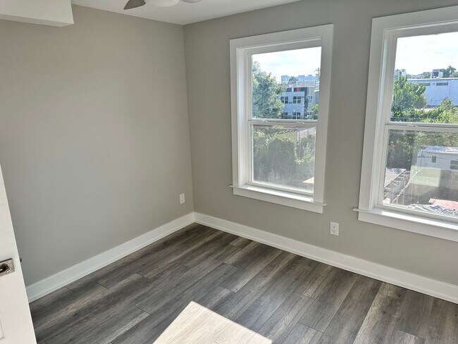 Building Photo - 2240 N 2nd St