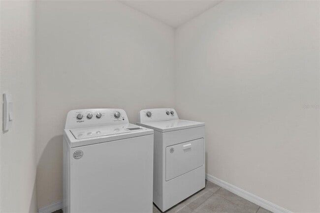 Building Photo - 15974 Weathered Windmill Ter