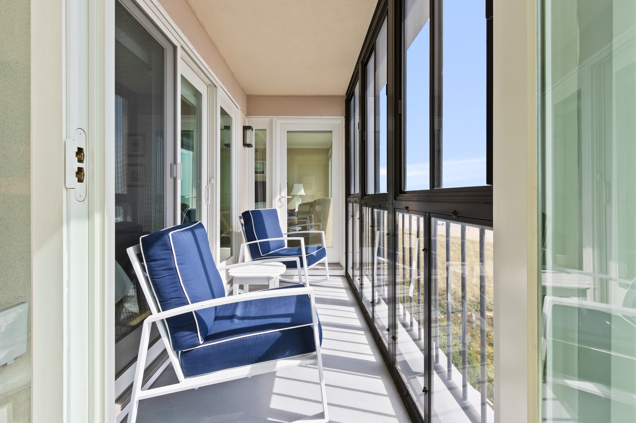 Building Photo - 1 Seacliff Ave