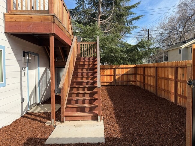 Building Photo - New 600 Sqft. 2 Bedroom 1 Bath Condo in Downtown Sacramento