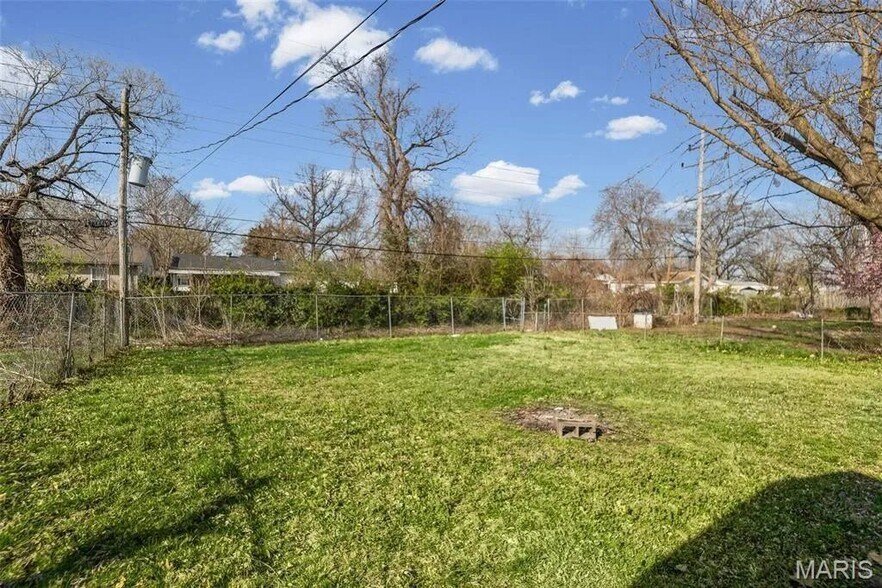 Building Photo - 502 St Thomas Ln