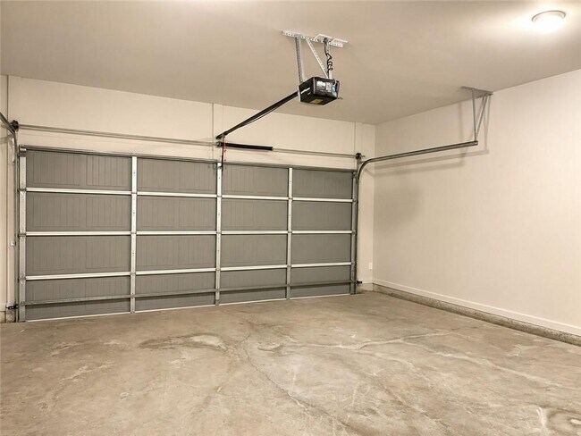 Building Photo - 2559 Irwell Way