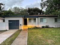 Building Photo - 3 bedroom in North Miami FL 33161