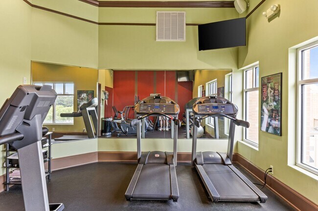 Building Photo - Mayfaire Townview 1 Bed/2 Bath + Bonus Room, Second Floor, Balcony