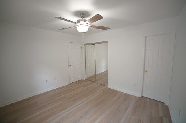 Building Photo - 1272 Cross Creek Cir