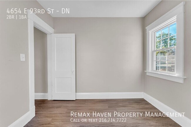 Building Photo - 4654 E 93rd St