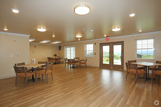 Community Room - CV at Cayuga Meadows - Senior Living