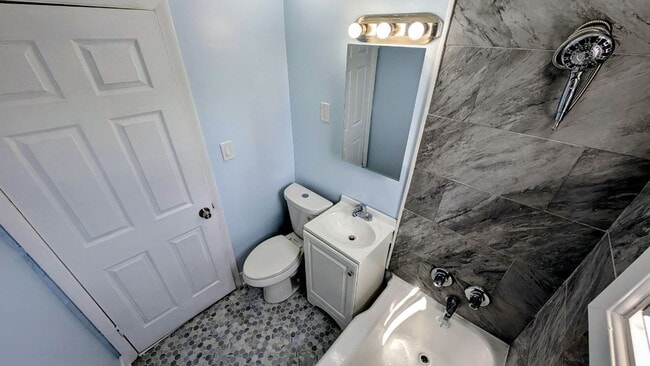 Building Photo - Updated 3-Bedroom | 1.5-Bath | Central AC | In-Unit Laundry – $1,800/month