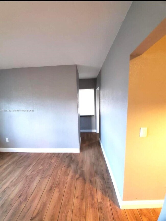 Building Photo - 655 83rd St