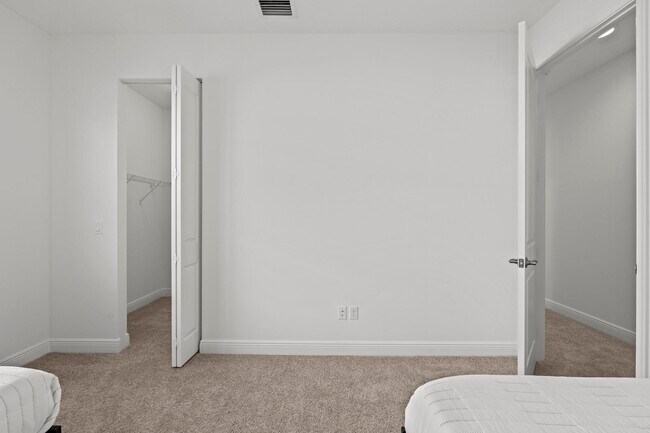 Building Photo - 16462 Sea Turtle Pl