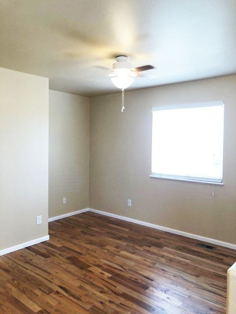 Building Photo - 3 br, 2.5 bath House - 2242 Jeanette Way