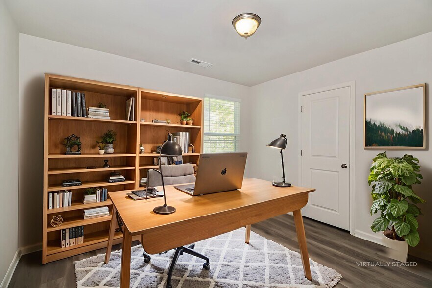 Building Photo - 2517 Upland Cir