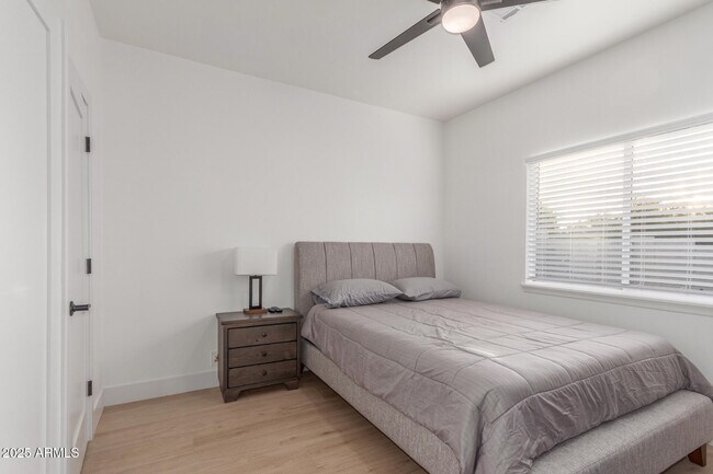 Building Photo - 8156 E Questa Rd