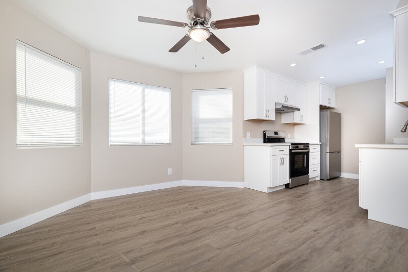 Building Photo - 1517 Nogales St