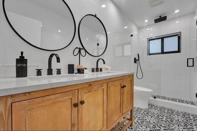 Building Photo - 5140 N 37th St