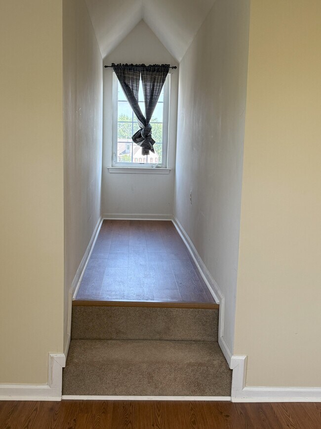Building Photo - 379 Wheatfield Cir