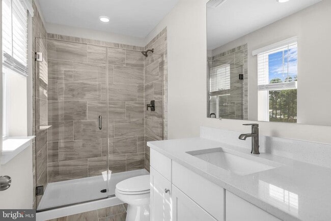 Building Photo - 2108 Winterberry Ln