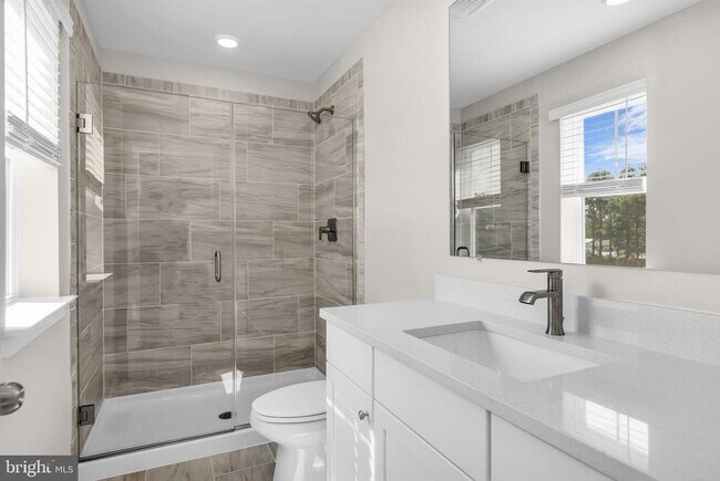 Building Photo - 2110 Winterberry Ln