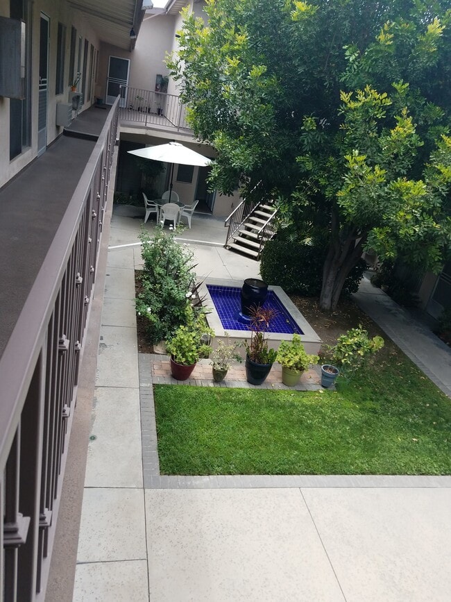 Building Photo - 18564 Clark St