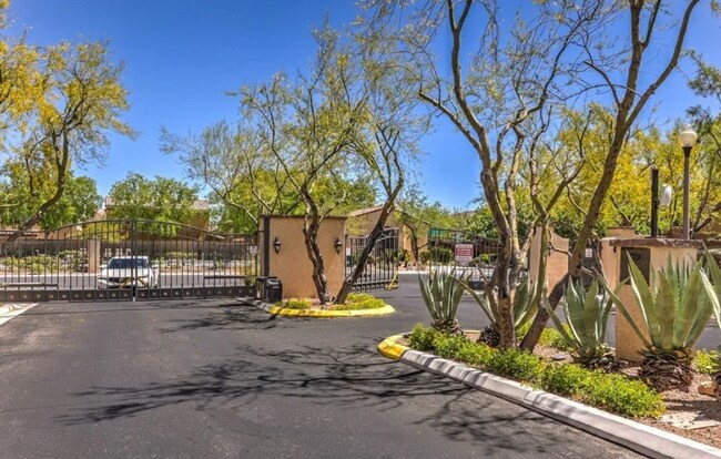 Building Photo - Stylish 3-Bedroom Home with Loft in Gated Community