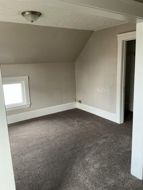 Building Photo - 3206 Saratoga Ave