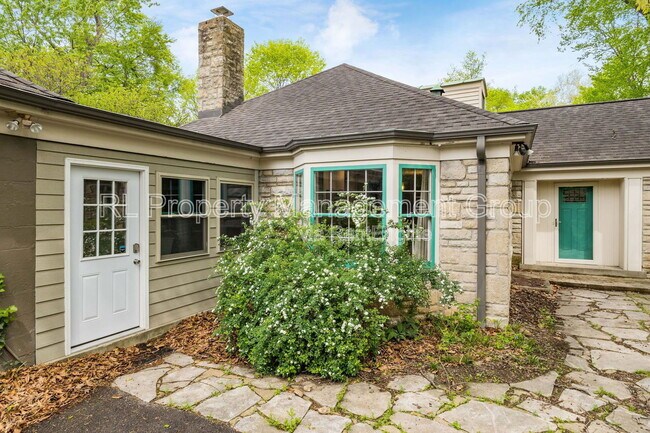 Building Photo - 413 Walhalla Rd