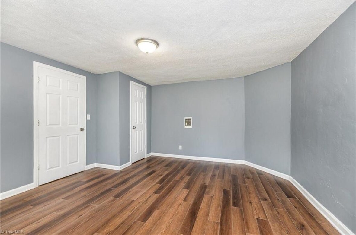 Building Photo - 518 N Scales St