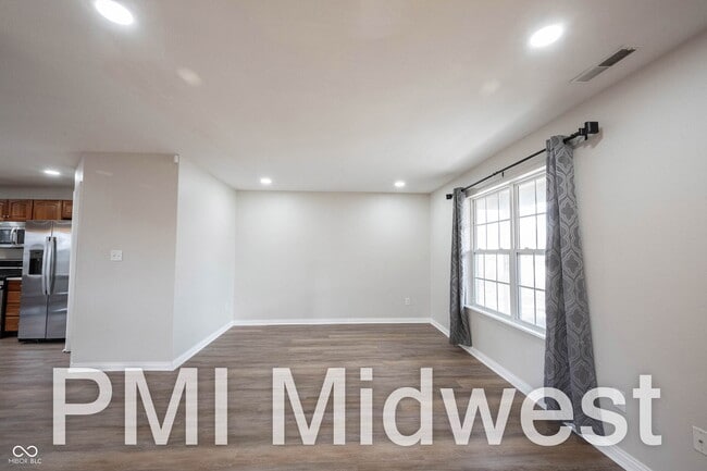 Building Photo - 18058 Cristin Way