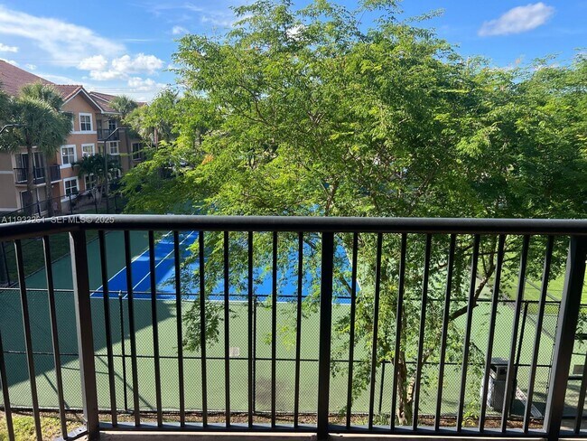 Building Photo - 8821 Wiles Rd