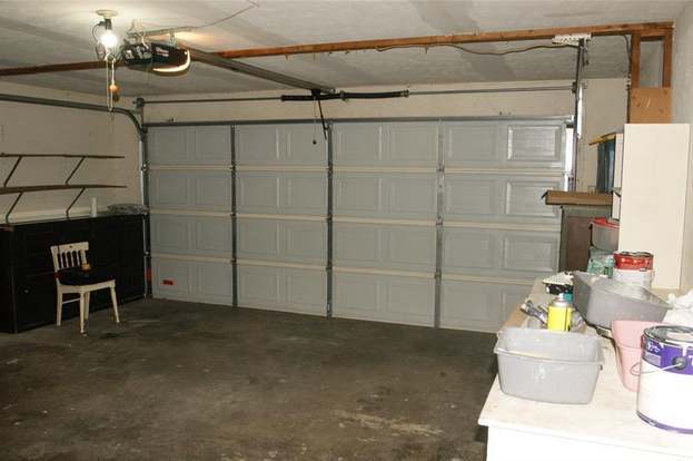Building Photo - 1025 Cloverdale Ln