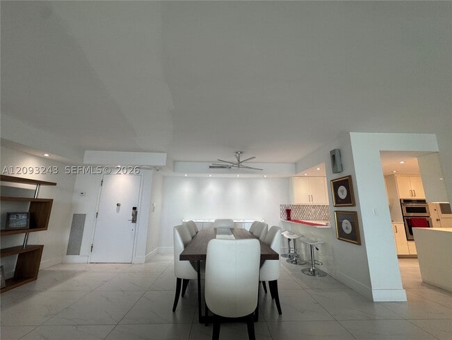 Building Photo - 1111 Crandon Blvd