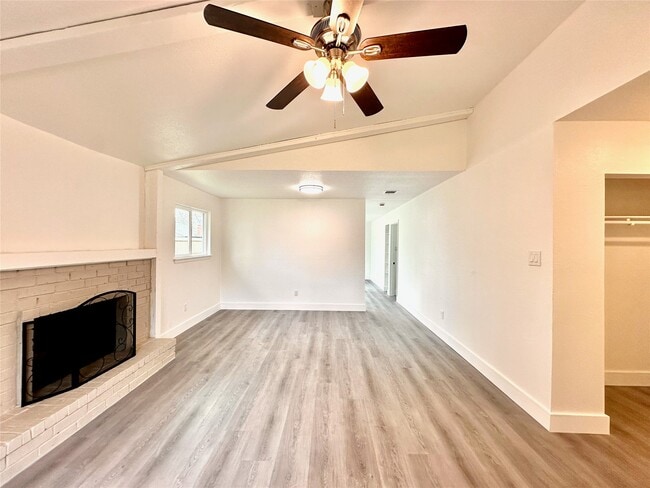 Building Photo - 13754 Shirebrook Dr