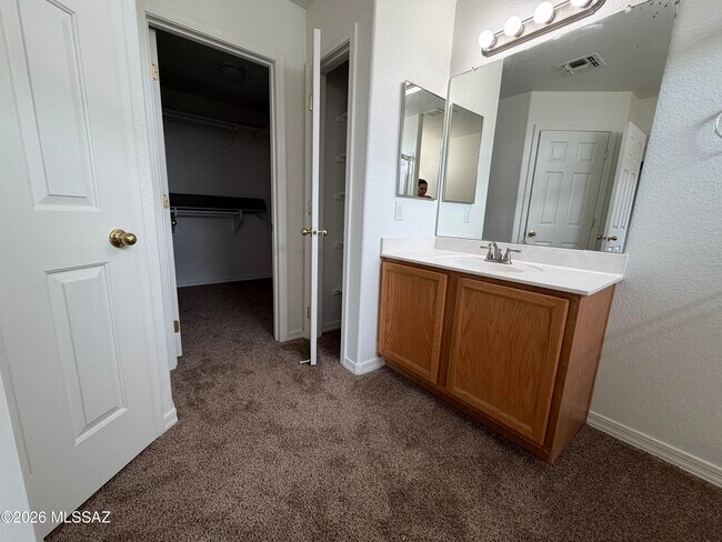 Building Photo - 37 W Camino Rancho Palomas