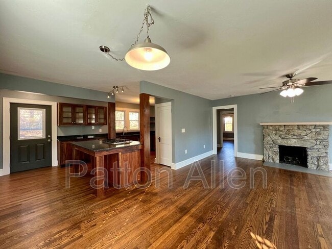 Building Photo - 20 Bell Rd