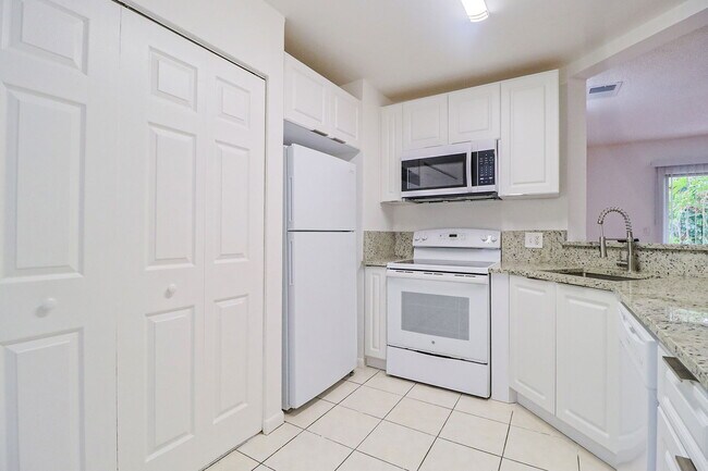 Building Photo - 3453 NW 44th St