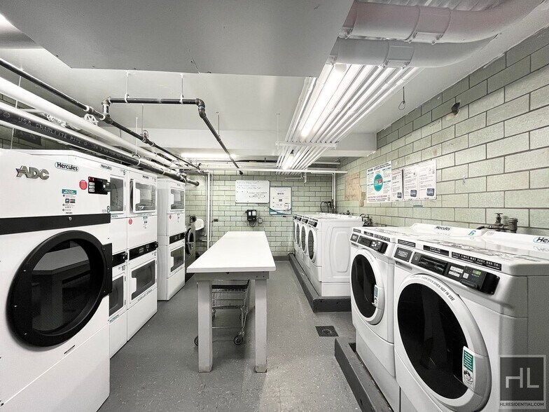 Building Photo - EAST 35 STREET