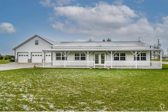 Building Photo - Three Bedroom Single Family Home in Flora ...