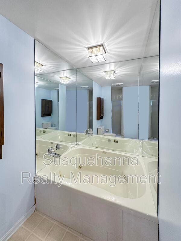 Building Photo - 1120 Galway Ct