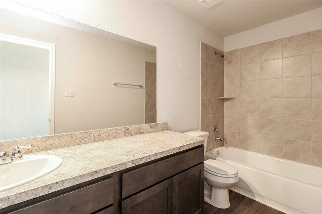 Building Photo - 2409 Kivver Dr