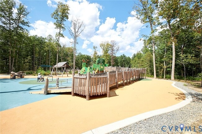 Building Photo - 214 Greenpark Rd