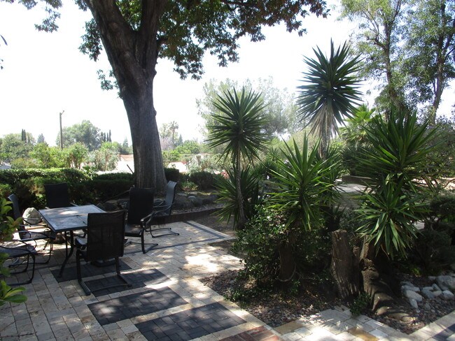 Building Photo - 18216 Index St