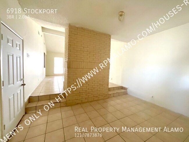 Building Photo - 6918 Stockport-