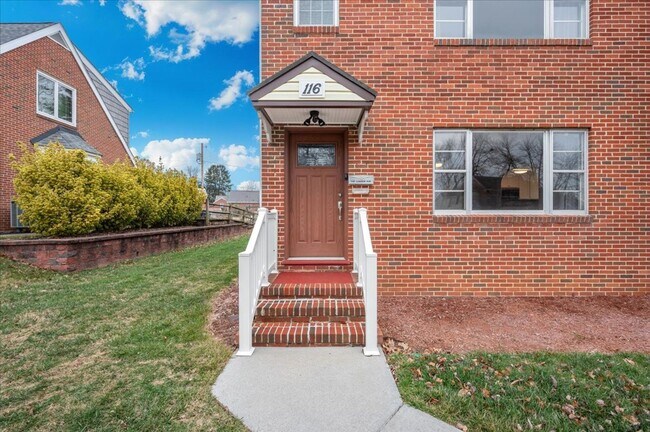 Building Photo - 116-118 Linden Avenue