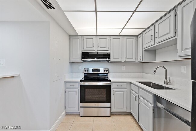 Building Photo - 1508 Mainsail Dr