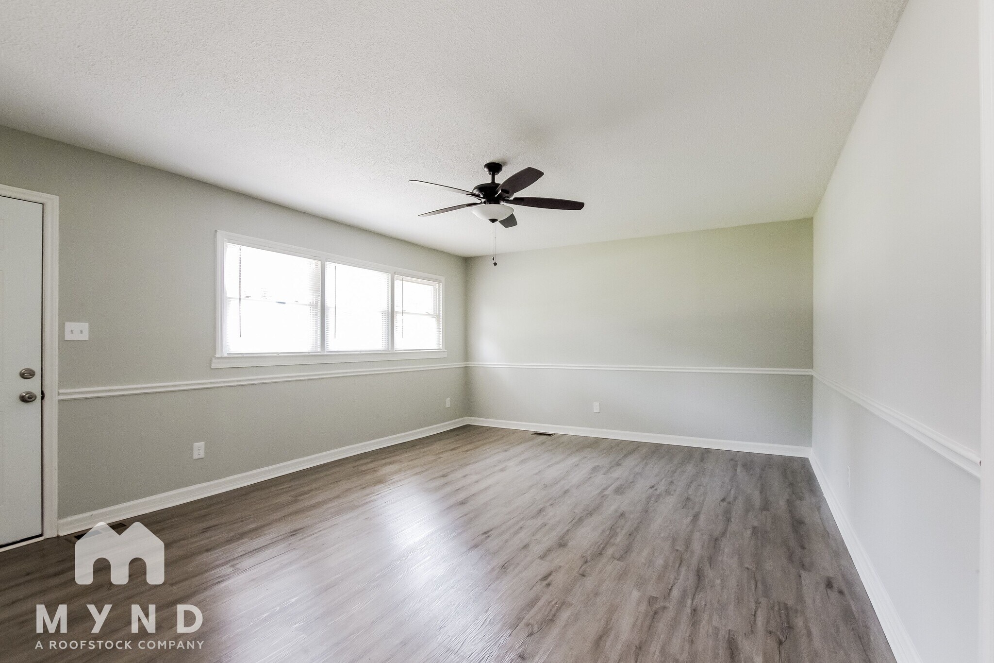 Building Photo - 3624 Somerset Dr