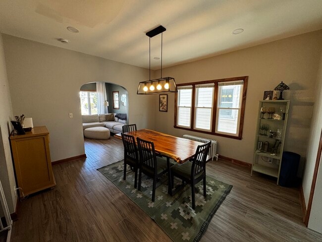 Building Photo - 3667 E Layton Ave