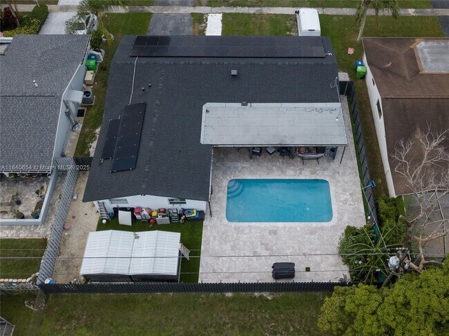 Building Photo - 12021 NW 29th Pl