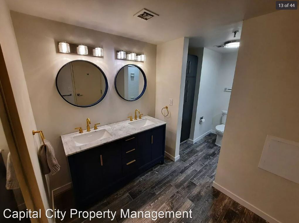 Building Photo - 700 Grand Ave