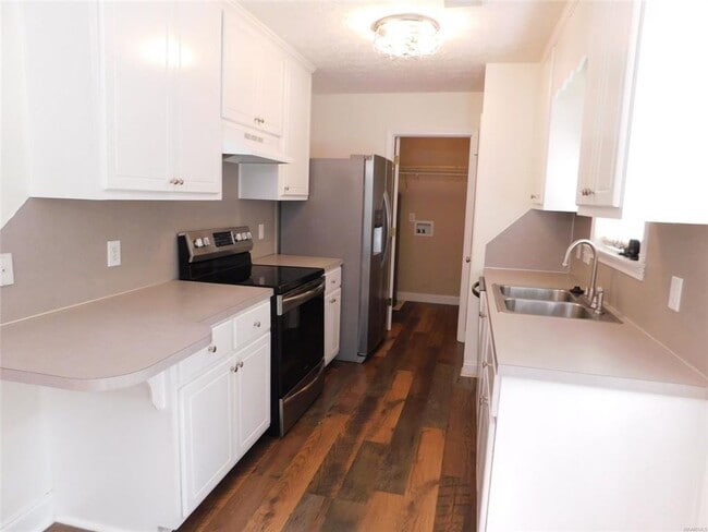 Building Photo - PRATTVILLE Home